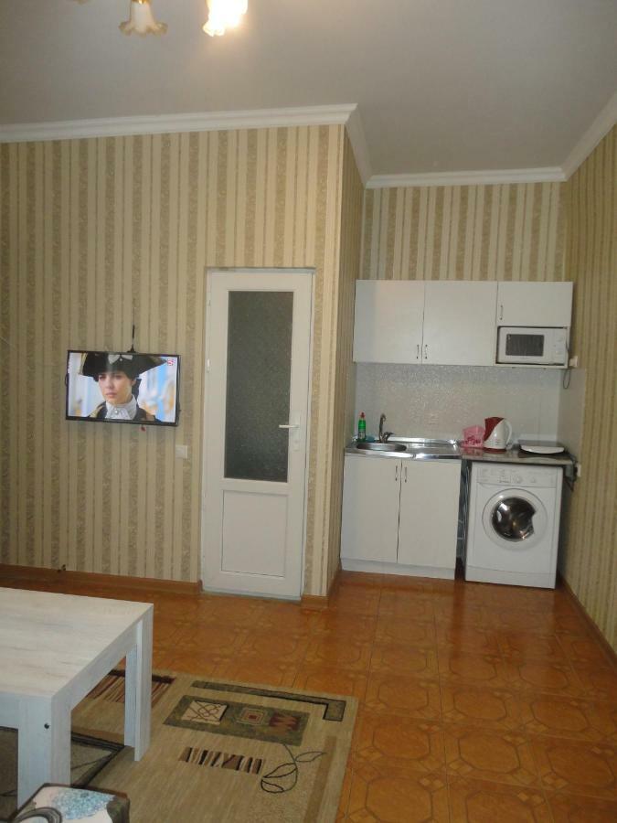 Like Home Guesthouse & Tours Jereván Kültér fotó